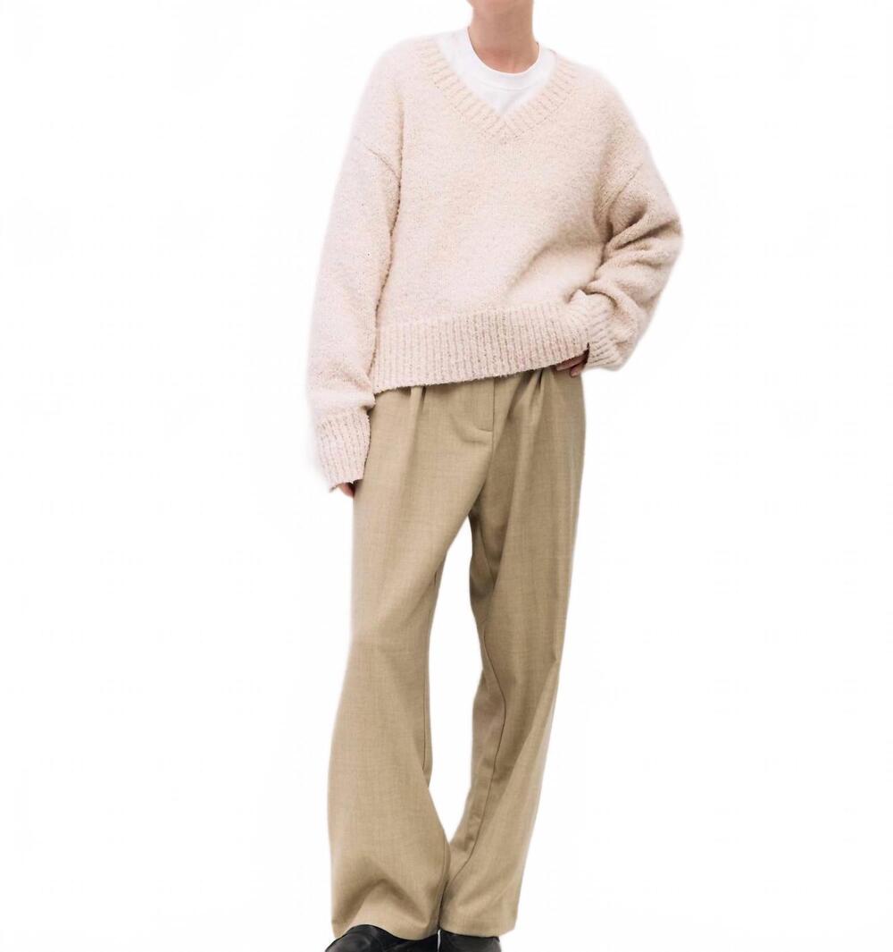 NEW MOD REF oversized boucle knit v-neck sweater in cream